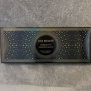 Ace Beaute Serenity Eyeshadow Palette